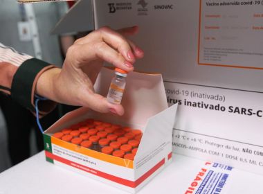 Sesab reservou metade das doses para evitar falha na imunização; Salvador foi exceção