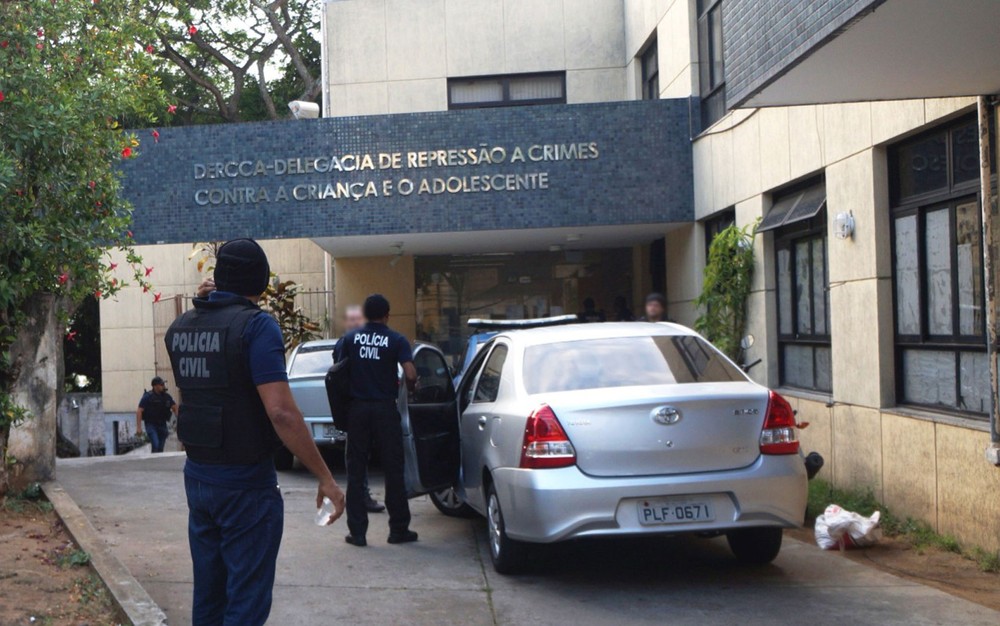Homem é preso suspeito de estuprar a própria filha, em Salvador.