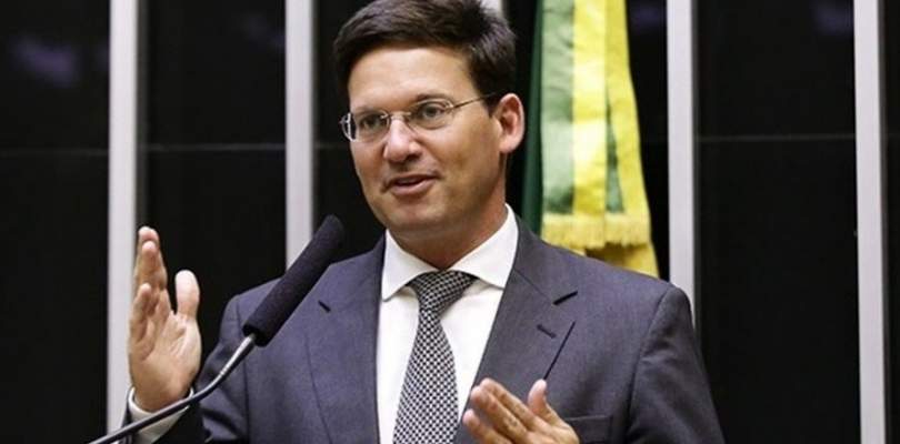 Nomeação de João Roma em ministério ajudaria Neto em 2022, avalia cientista político.