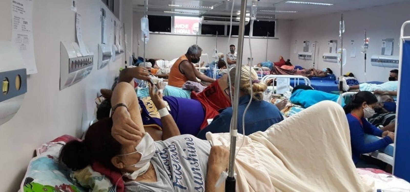 Infectados com variante de Manaus têm até 10 vezes mais vírus no corpo, aponta Fiocruz