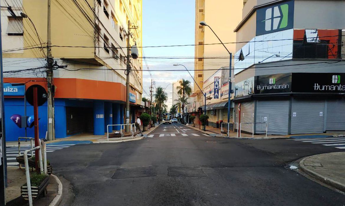 Covid-19: depois de 15 dias de isolamento, cidade paulista tem queda de resultados positivos em testes