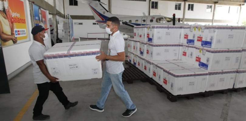 Bahia recebe nesta quinta (8) mais de 280 mil doses da vacina contra Covid-19