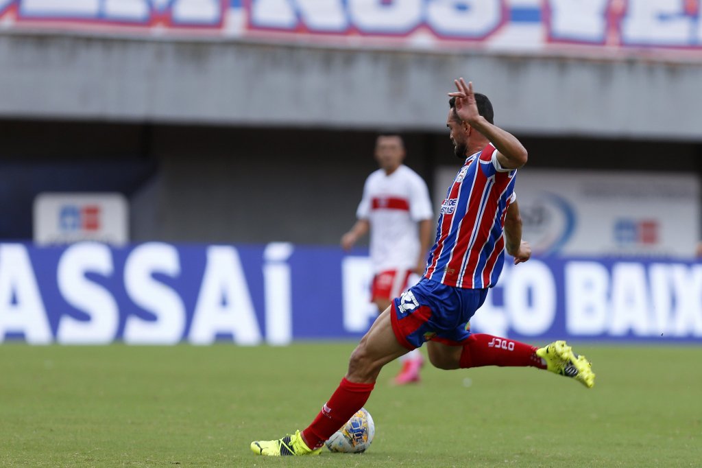 Gilberto completa 150 jogos pelo Bahia diante do Montevideo City Torque