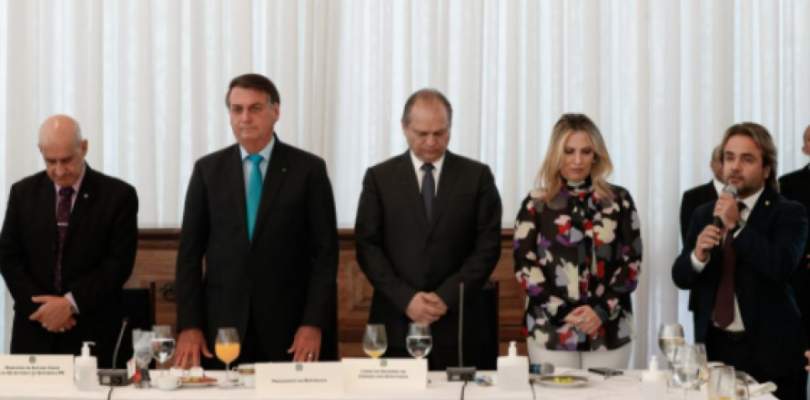 Bolsonaro nomeou esposa de Ricardo Barros para cargo em Itaipu após encontro com Luís Miranda