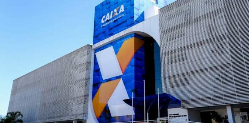 Trabalhadores nascidos em abril podem sacar auxílio emergencial