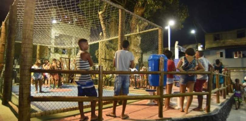 Homem é torturado por traficantes no Lobato após suposta dívida de droga