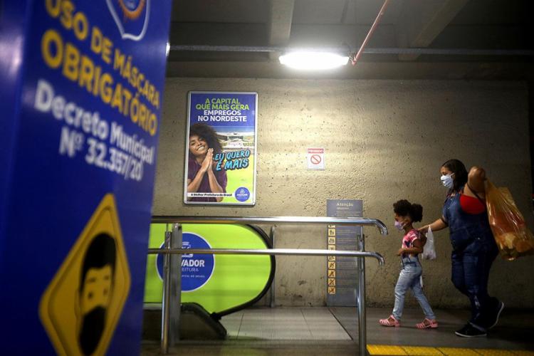 Governo da Bahia e prefeitura de Salvador ainda não discutem tornar máscara opcional