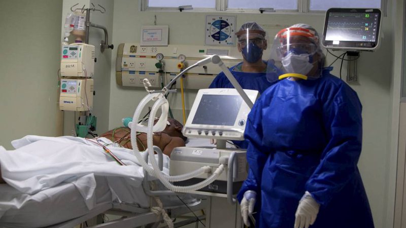 Taxa de ocupação dos leitos de UTI adulto é de 52% em Salvador