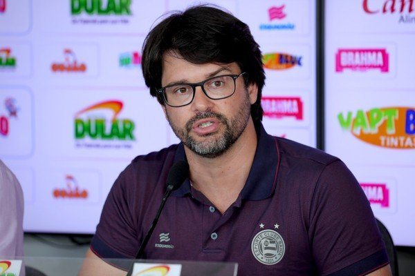 “Tinha que ter montado um time mais competitivo”, diz Bellintani após rebaixamento do Bahia