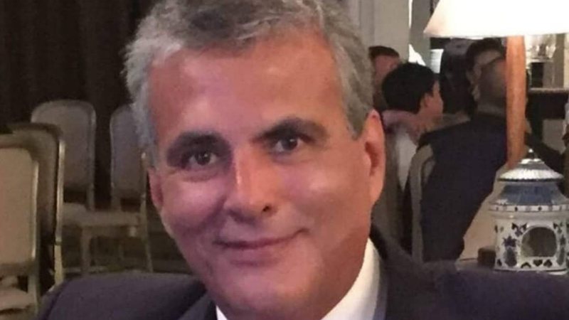 Homem morto na Garibaldi após sacar arma falsa para policiais era ex-servidor do TCM