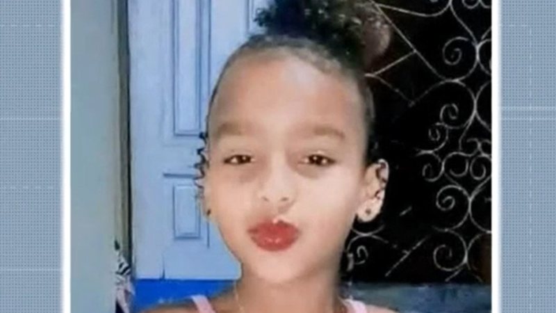 Criança morre após desabamento de casa em Itapetinga; vítima teria festa surpresa de aniversário nesta sexta