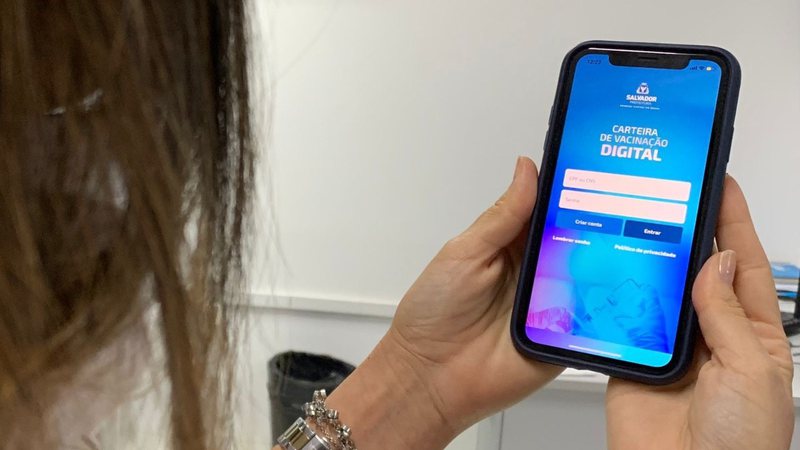 Aplicativo ‘Passaporte da Vacina de Salvador’ é incluído pelo Ministério da Saúde para comprovação de viagens internacionais