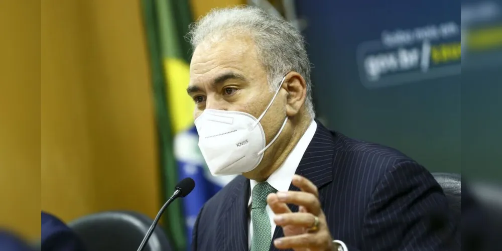 Governo reduz para 7 dias isolamento de pacientes com Covid-19