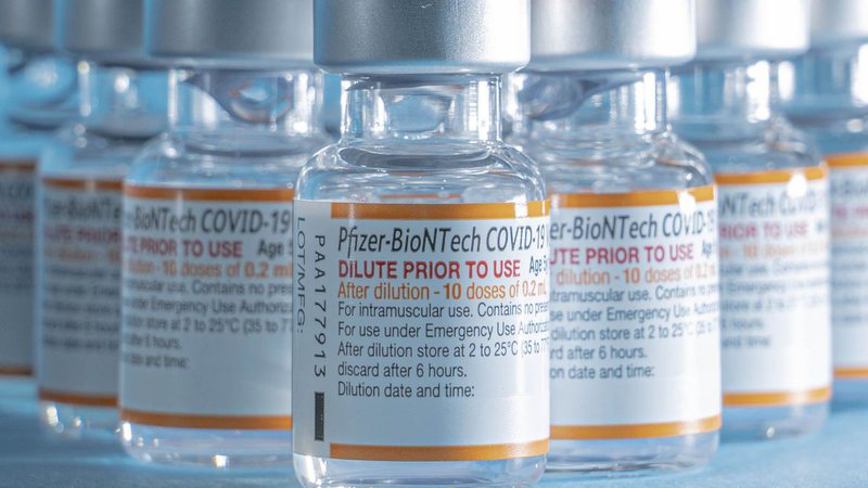 Novo carregamento da vacina pediátrica da Pfizer chega ao Brasil