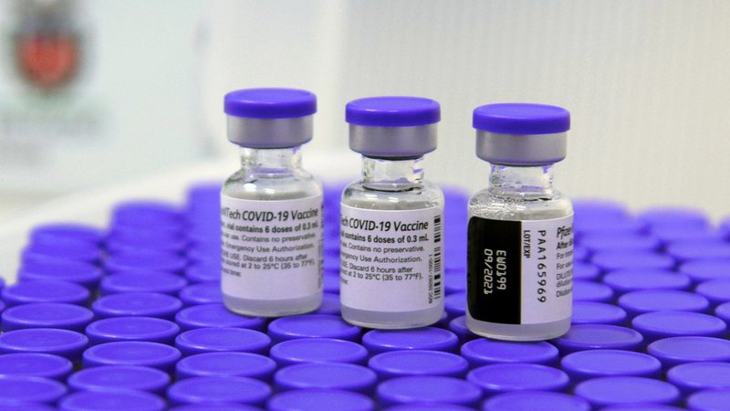 Pfizer antecipará para dia 16 entrega de mais 1,2 milhão de doses de vacinas para crianças