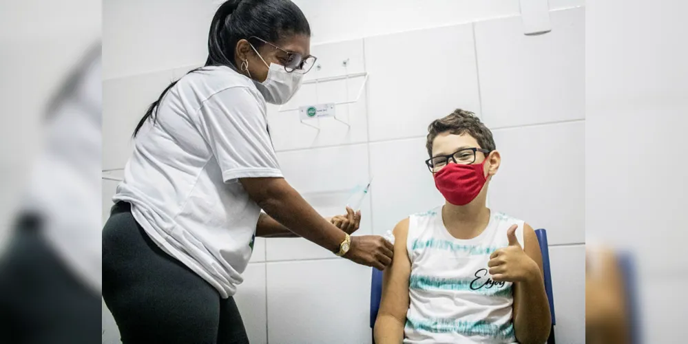 Vacinação contra gripe e covid é suspensa neste domingo