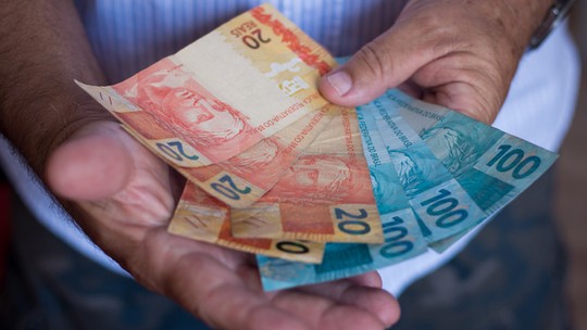 Valores a receber: Dinheiro esquecido em bancos começa a ser liberado hoje; veja como sacar￼