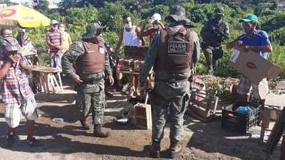 Coppa resgata 120 aves silvestres em Simões Filho