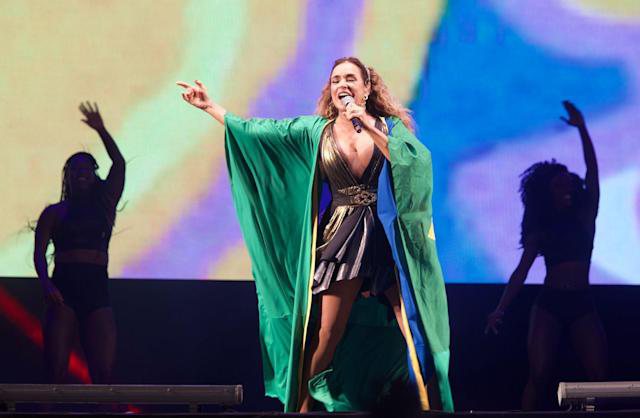 Prefeitura de SP suspende pagamento a Daniela Mercury por show em evento com Lula