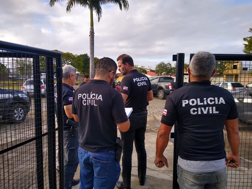 Polícia prende homem acusado de estuprar e engravidar filha de 14 anos