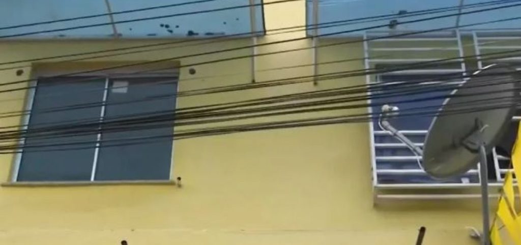 Criança de 5 anos cai da janela em Itabuna e passa por cirurgia no crânio