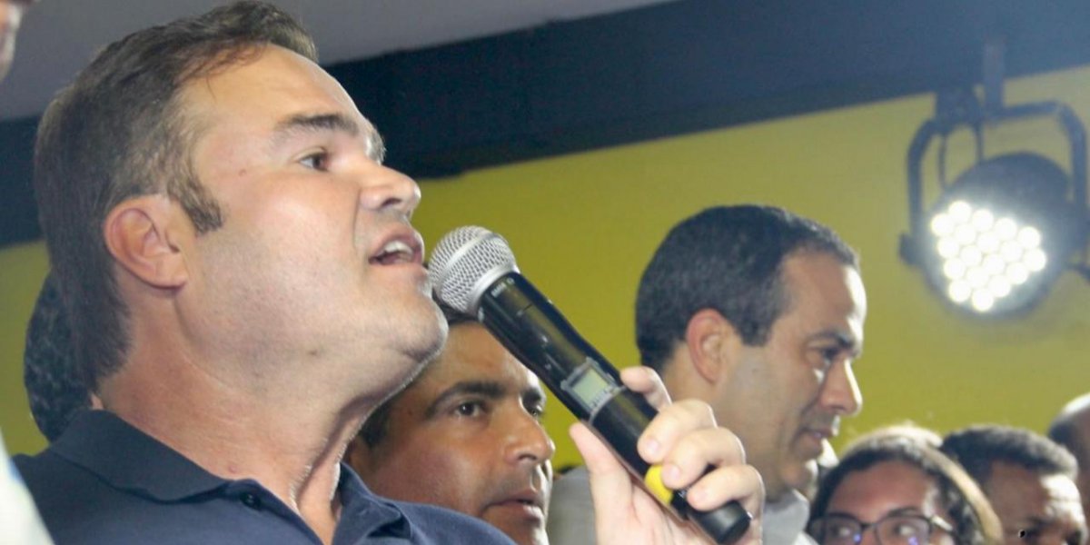 ‘Comigo no Senado, Salvador e a Bahia terão voz’, afirma Cacá Leão em evento na Cidade Baixa