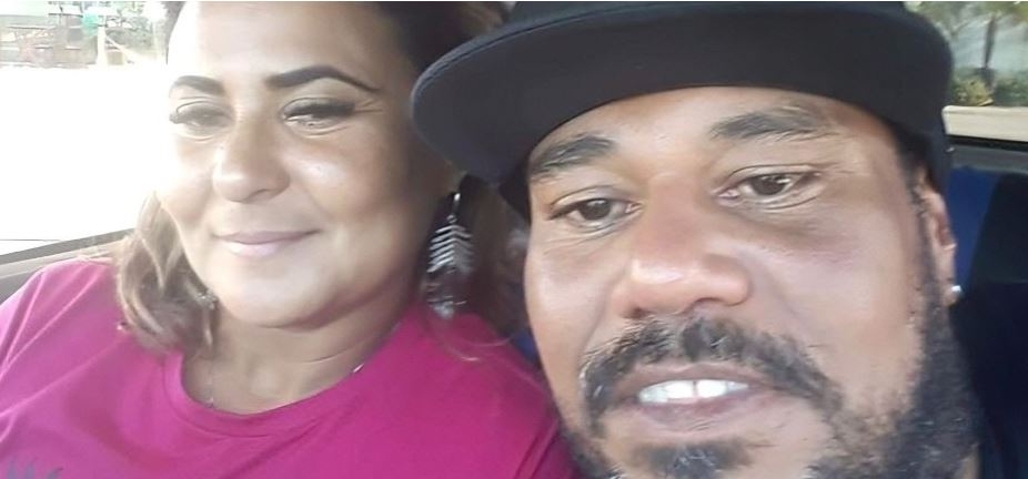 Mulher vai reclamar de som alto com vizinho, mas acaba morta na companhia do marido