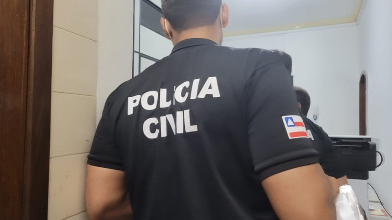 Polícia realiza operação contra grupo suspeito de sequestro em Simões Filho