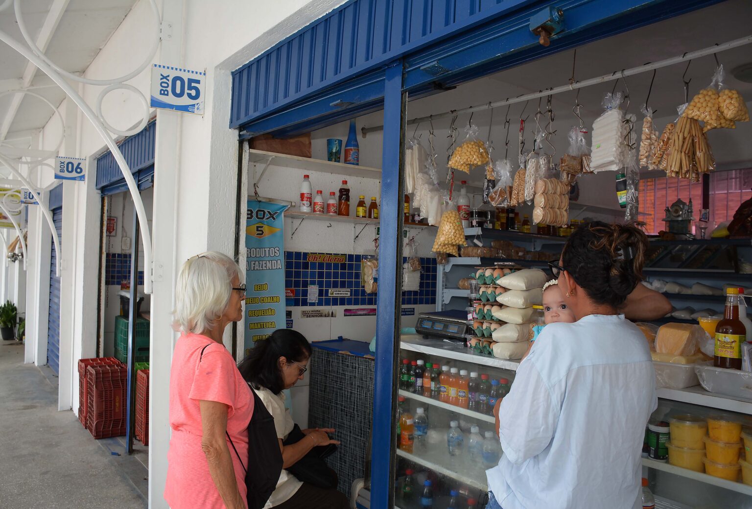 Mercado Dois de Julho é reinaugurado após passar por reforma