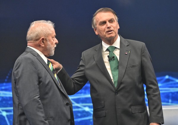 Em debate, Bolsonaro ataca Rui Costa e Consórcio do NE: ‘Praticou corrupção e matou’