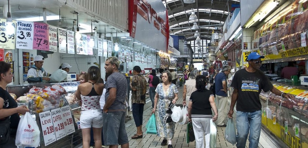 Intenção de Consumo das Famílias cresce 2,1% em outubro