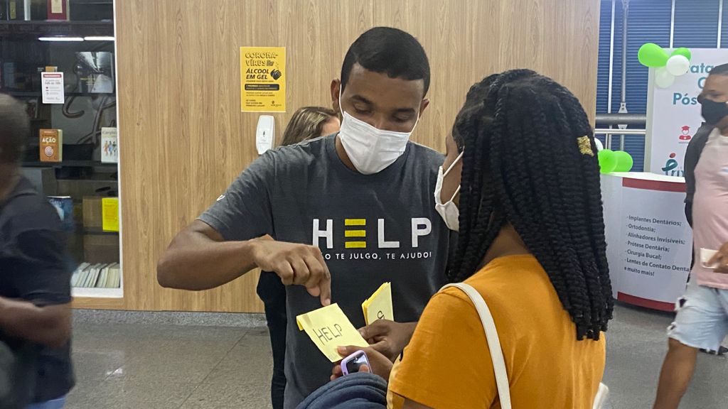 Saúde mental; ação gratuita de acolhimento emocional acontece nas Estações Pituaçu e Pirajá do Metrô