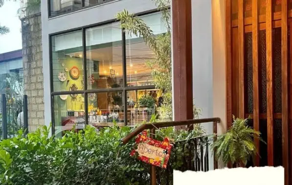 Homens armados assaltam e prendem funcionários em cozinha de cafeteria em bairro nobre de Salvador