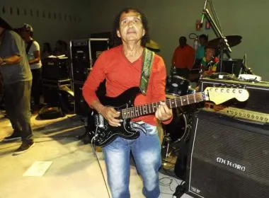 Morre Tony Oliveira, guitarrista da banda de Edson Gomes