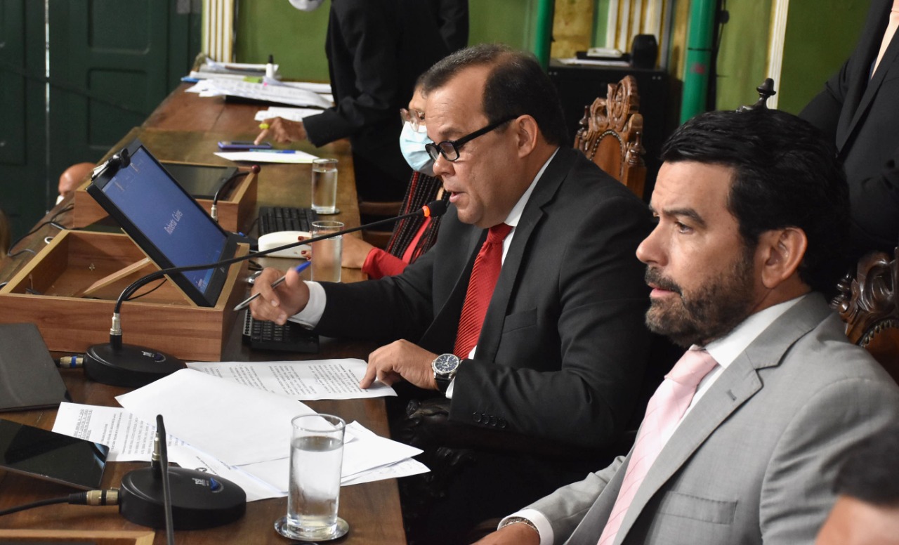 Câmara aprova projeto que garante piso salarial de agentes de saúde e de combate a endemias