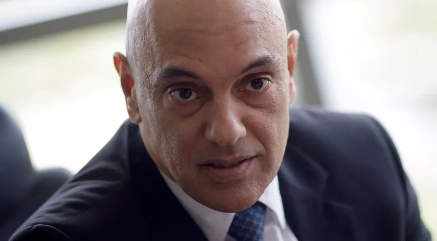 Moraes nega pedido do PL e condena coligação de Bolsonaro a pagar multa de R$ 22,9 milhões