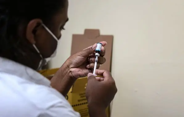 Salvador segue orientação do Ministério da Saúde e amplia faixa etária para Pfizer Baby nesta quinta-feira (29)
