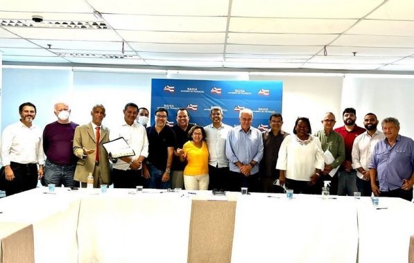 Jerônimo se reúne com aliados para debater mudanças e planejamento para o início do governo 