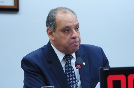 Comissão aprova criação de banco de dados nacional de produção científica