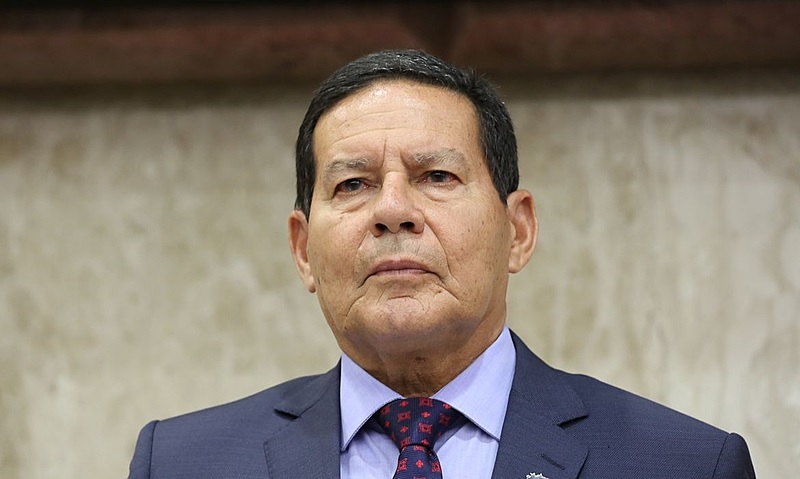 Mourão propõe plano contra desmatamento na Amazônia