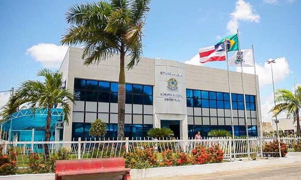 Simões Filho: Câmara define formação das Comissões Permanentes para o 2º biênio