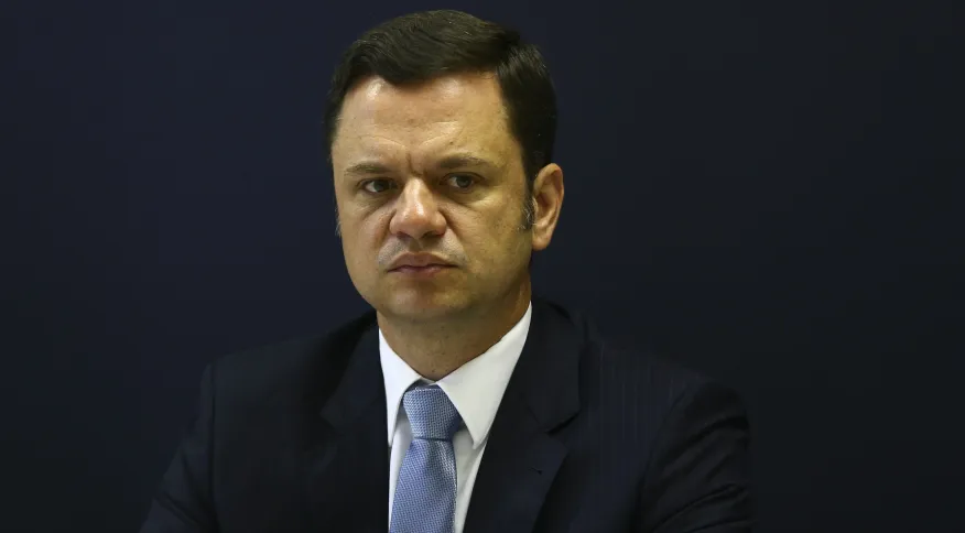 Anderson Torres, ex-ministro da Justiça, é preso em Brasília ao retornar ao Brasil