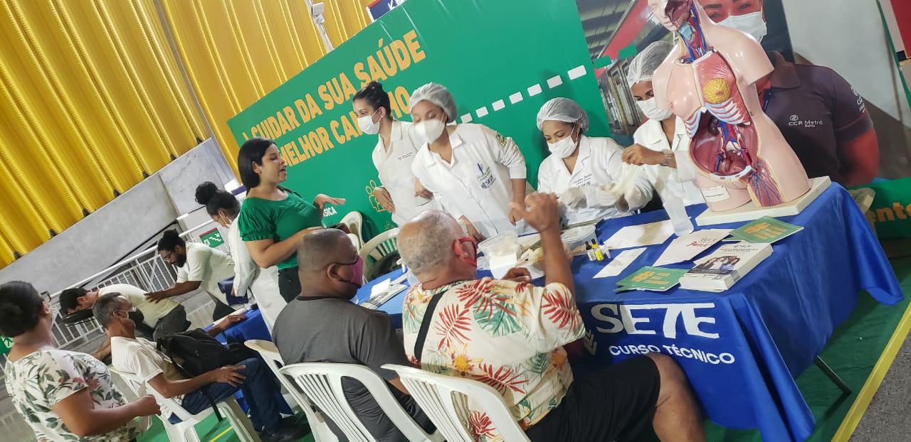 Estação de metrô Aeroporto oferece serviços de bem-estar e saúde