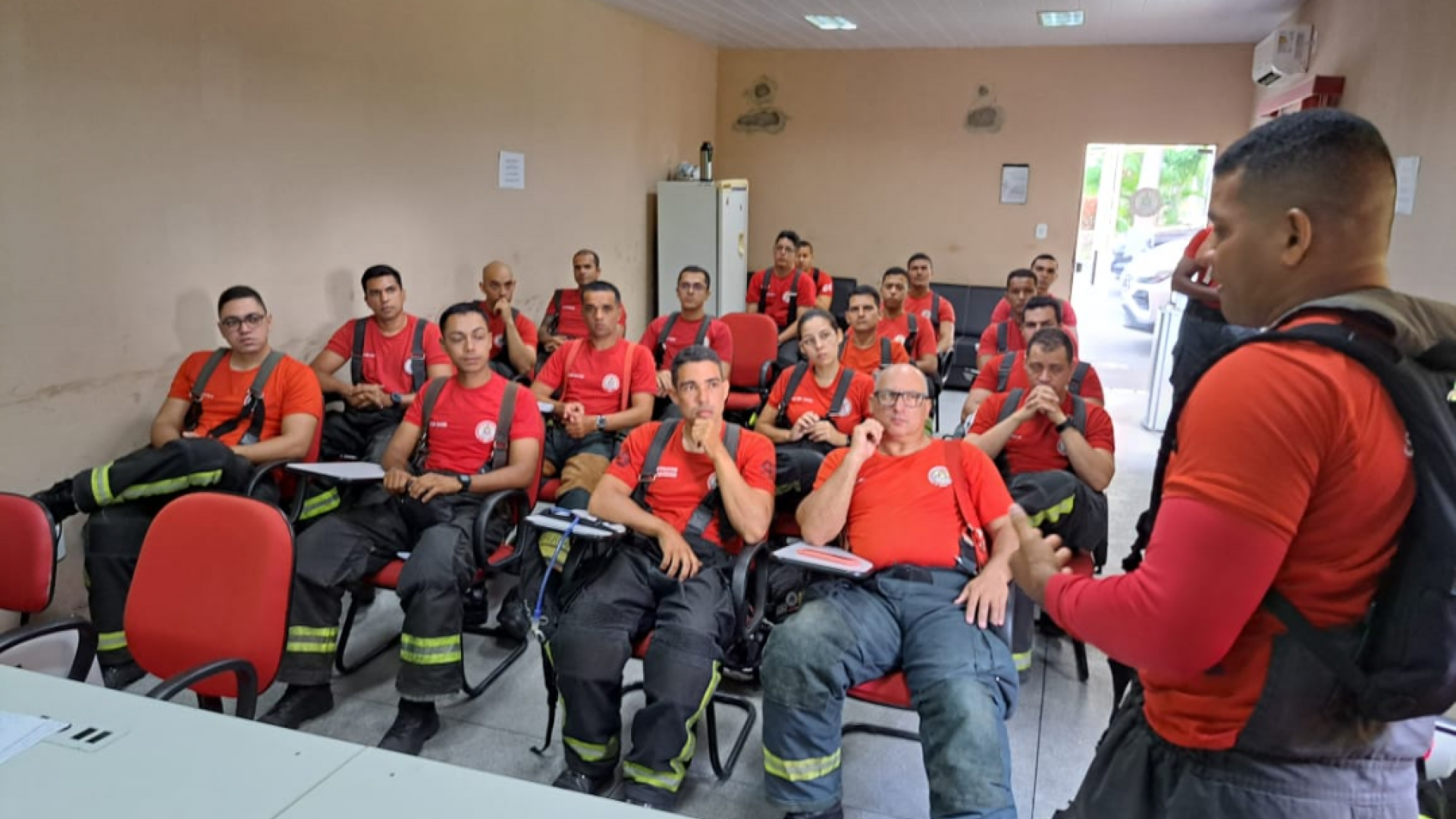 15º GBM realiza curso básico de salvamento veicular