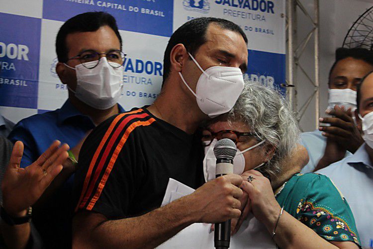 Leo Prates relembra saída da Secretaria da Saúde de Salvador após um ano: “gratidão”