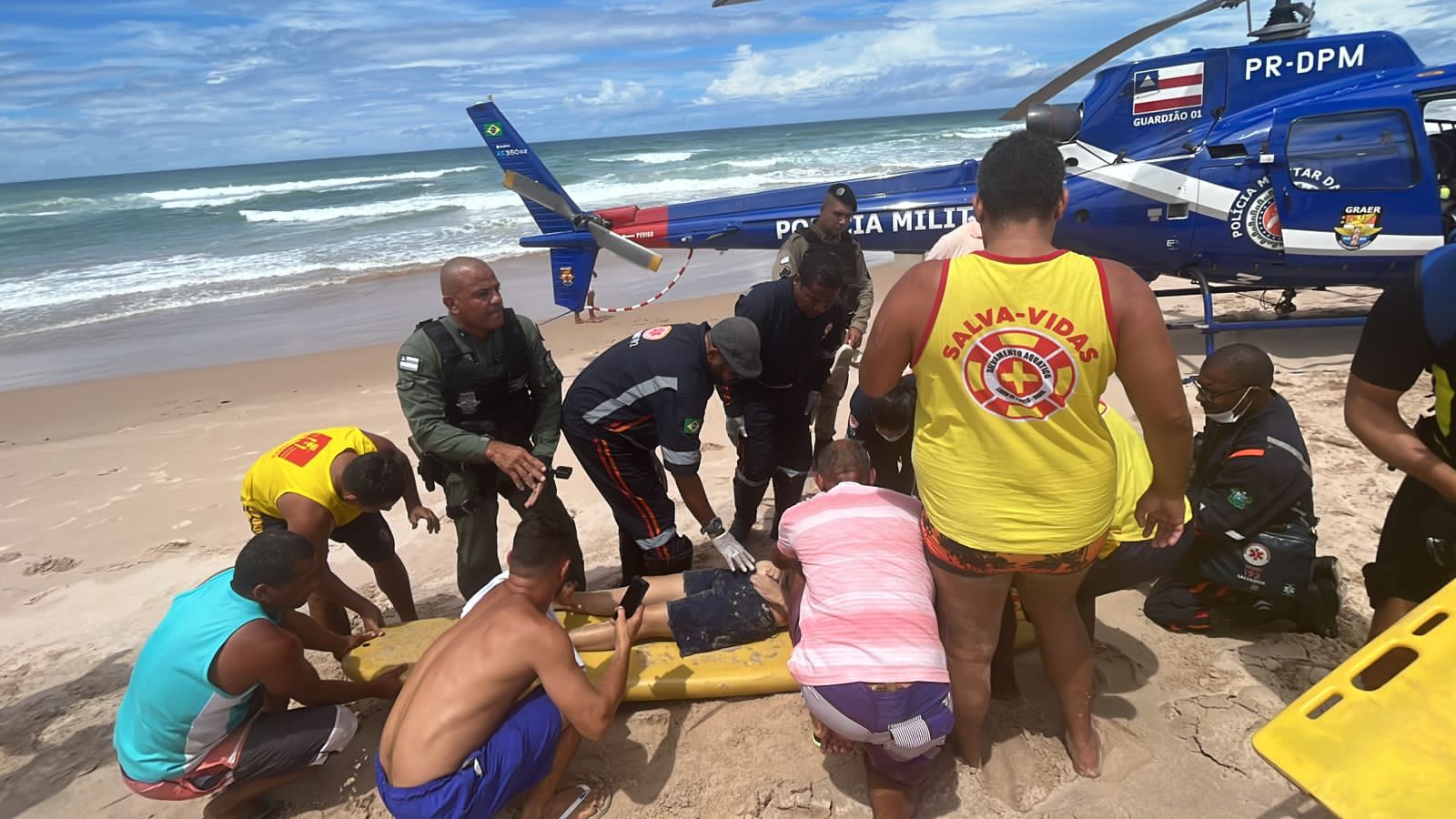 Em 13 minutos, Graer atende e leva vítima de afogamento para hospital