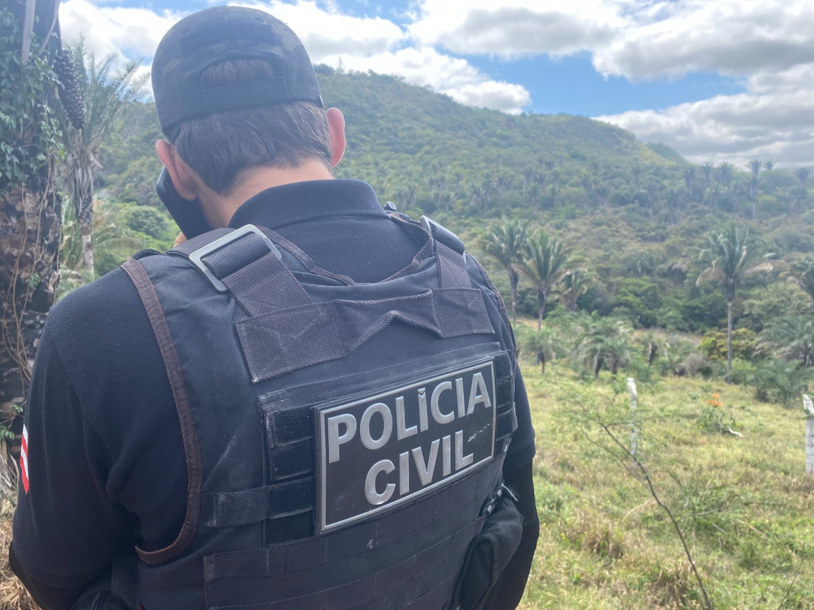 Polícia prende suspeito de se masturbar em ônibus escolar no interior