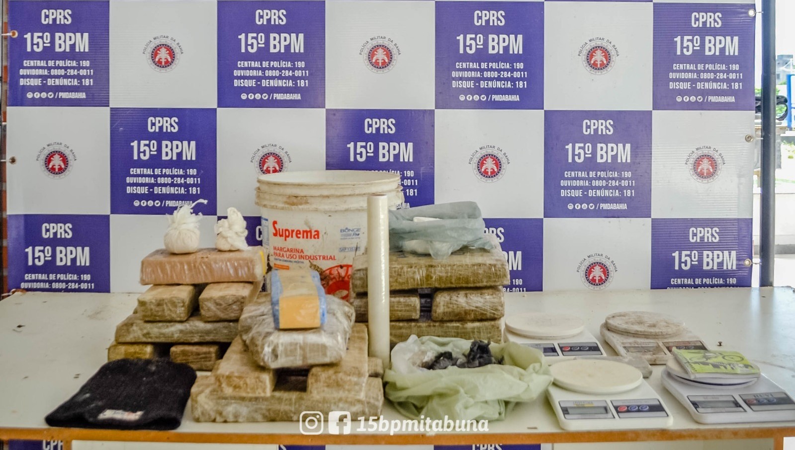 Em lixão de Itabuna, PM localiza cerca de 20 kg de drogas