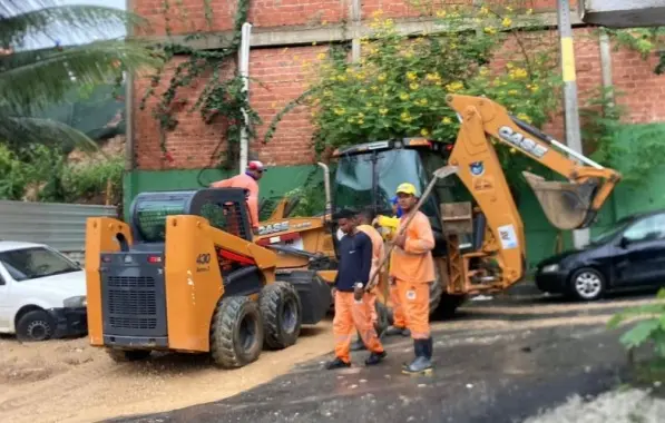 Prefeitura de Salvador notifica supermercado a ressarcir moradores após deslizamento de terra