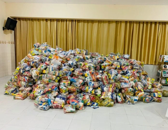 Programa Bahia Sem Fome entrega mil cestas básicas para instituição social em Feira de Santana